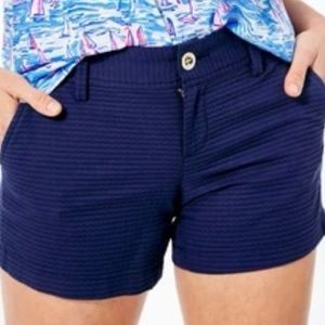 Lilly Pulitzer Shorts Callahan 5” Navy